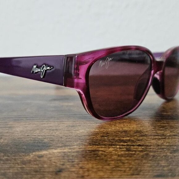 VERY RARE Maui Jim Anini Beach - MINT CONDITION !!! - Picture 3 of 4